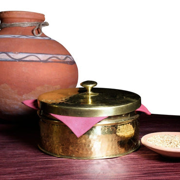 Brass Chapati Box- Chapati box, Handmade brass chapati box, Box pot for chapattis, Kitchen decor, Brass multipurpose box,Anjarai petti