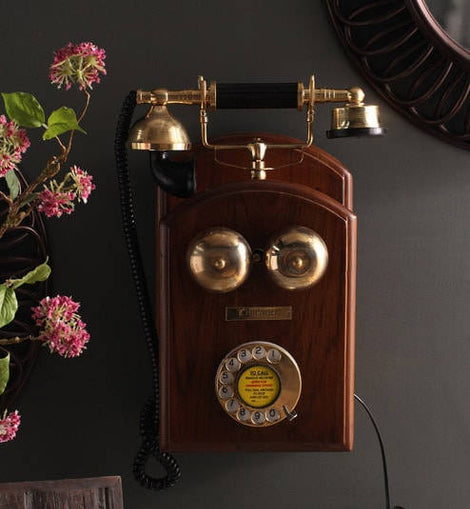 Wooden Rhombus Vintage Replica Telephone